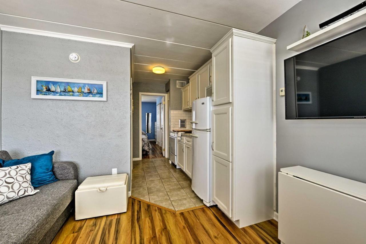 North Wildwood Condo With Pool, Walk To Boardwalk! Luaran gambar